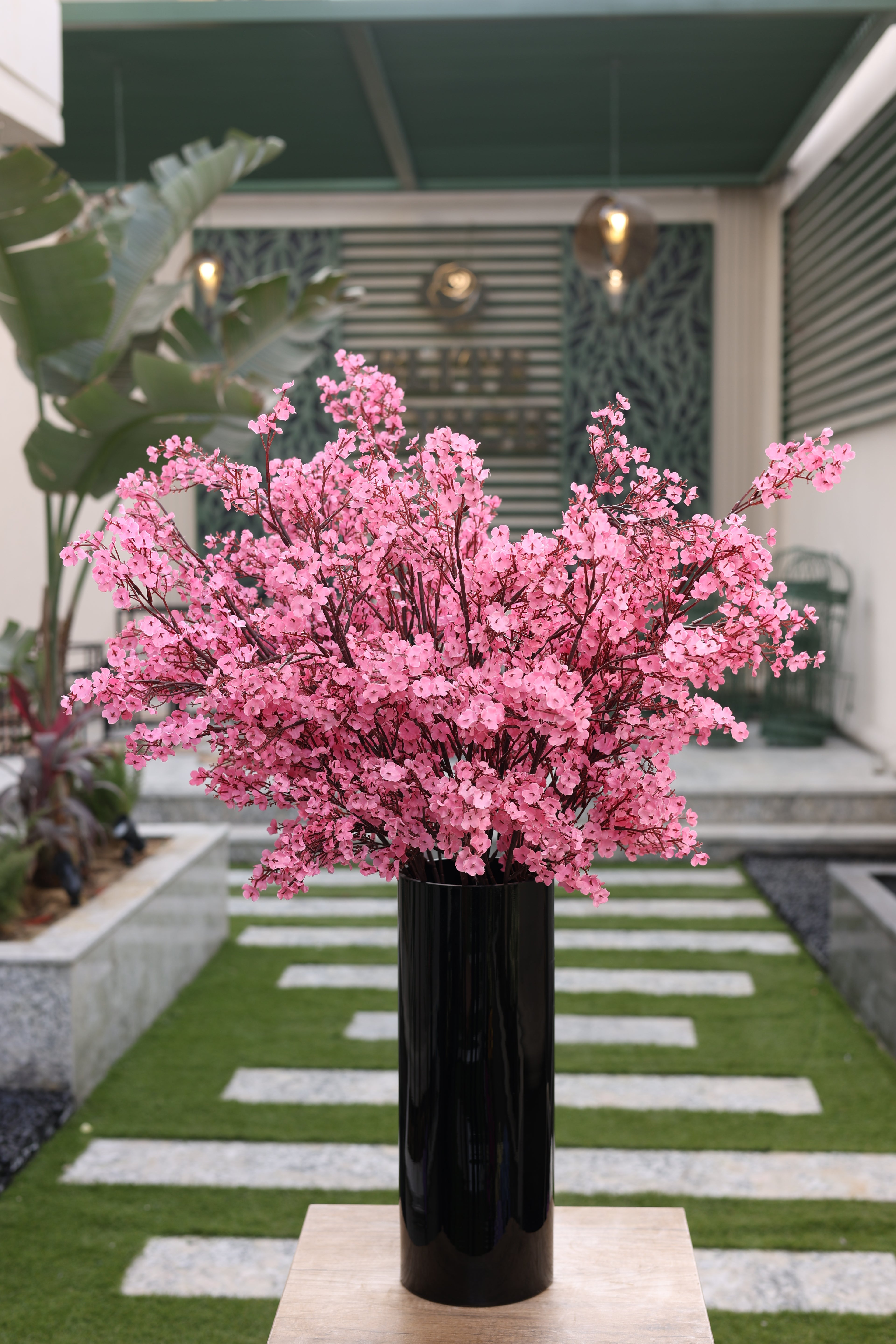 pink artificial meshmesh 8 stem in glass vase Egypt