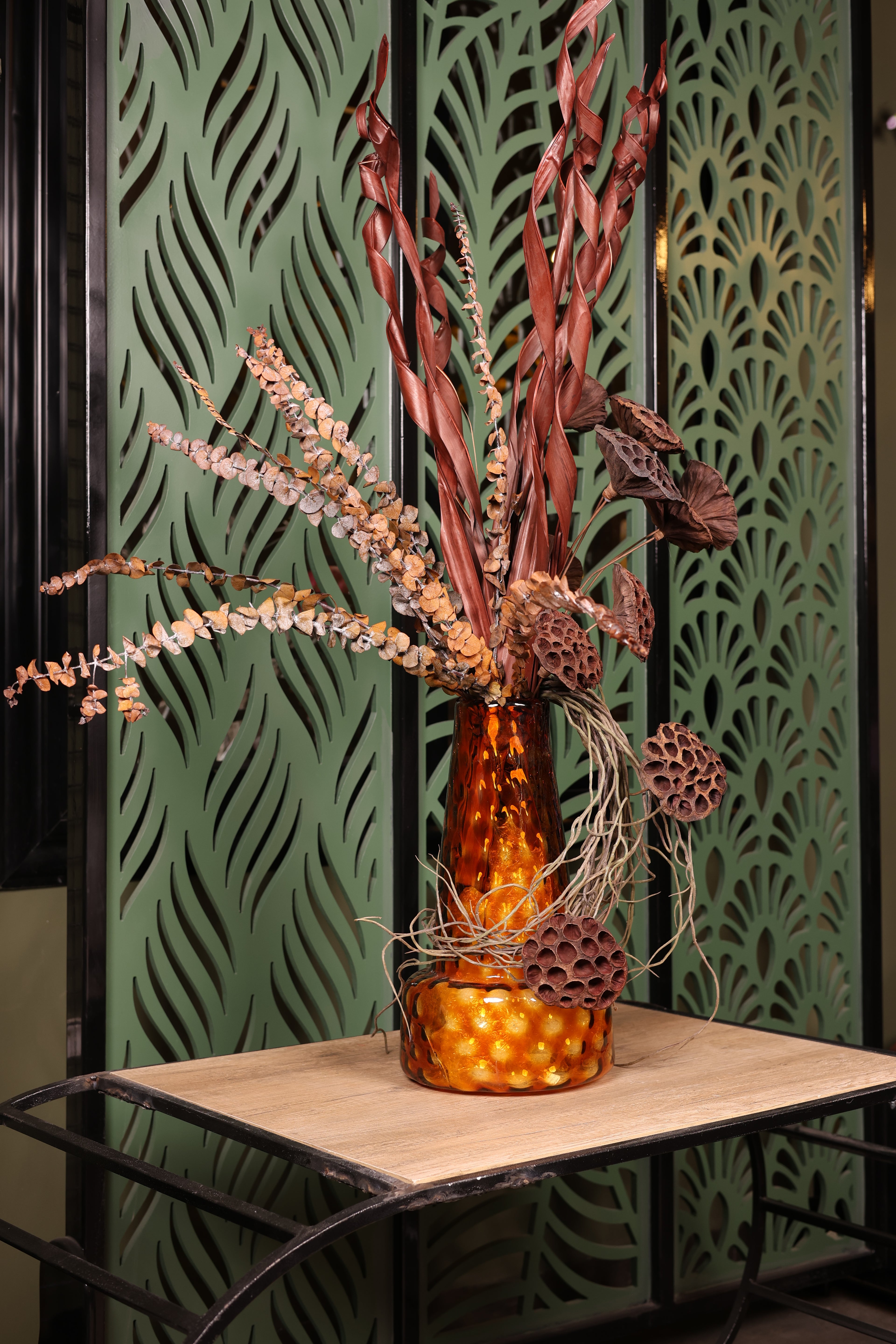 ultimate artificial dried flower in glass vase Egypt