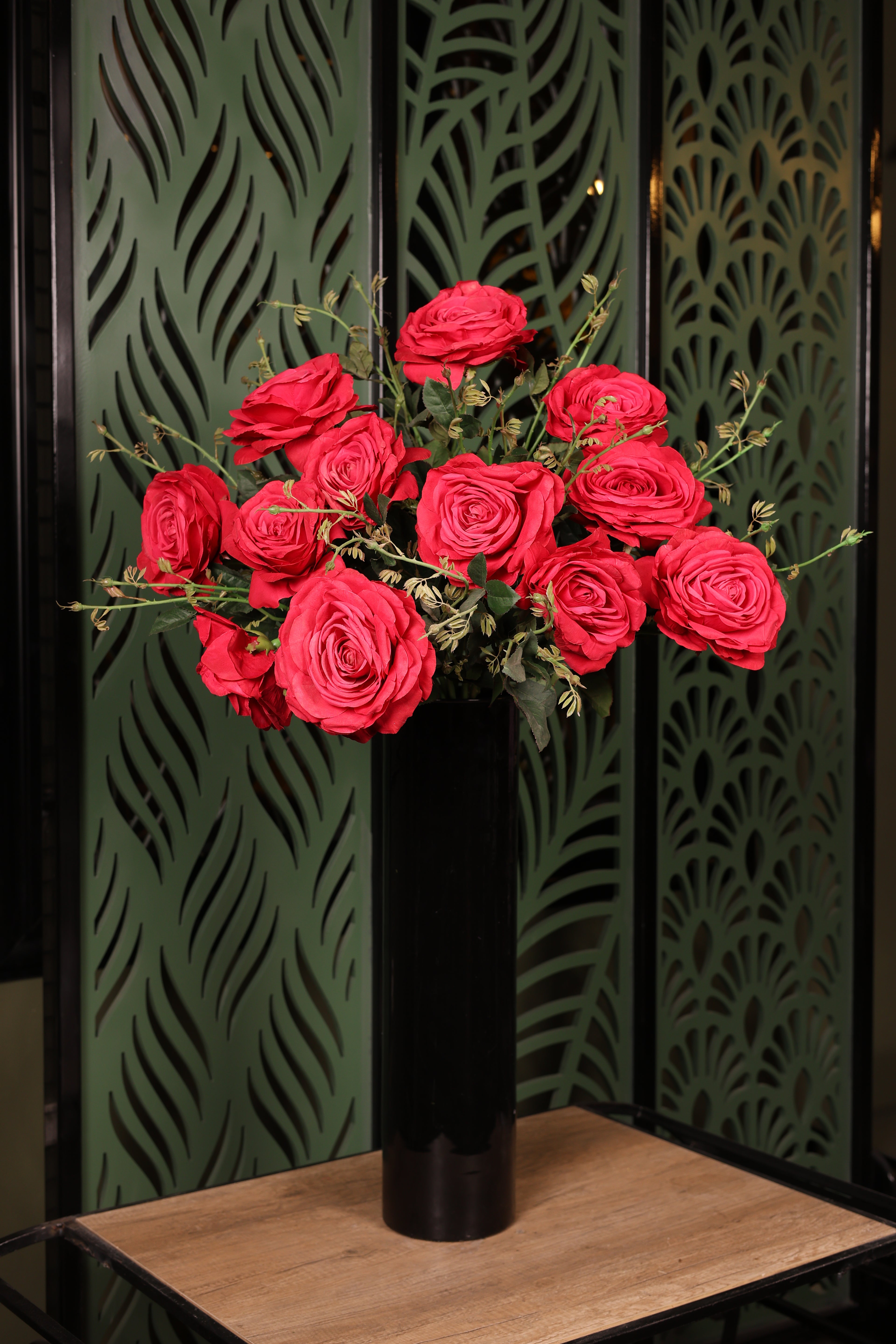 artificial baby roses 6 stem vase Egypt